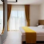 Jata Hotel 3*