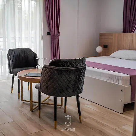 Hotel Jata Crown 3*