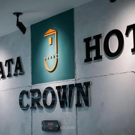 Otel Jata Crown Tiran