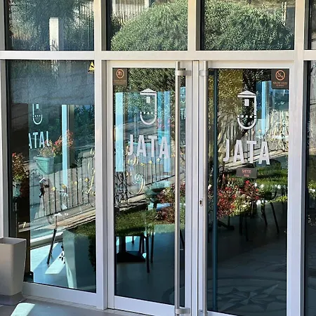 Jata Отель Тирана