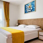 Hotel Jata