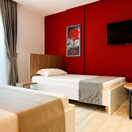 Hotel Jata Crown