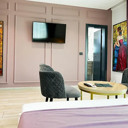 Jata Crown Hotel 3*