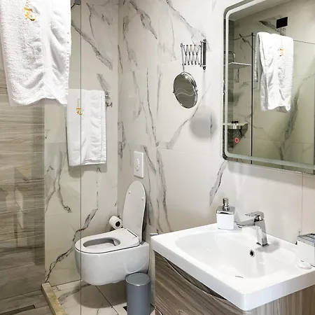 Hotel Jata Crown 3*