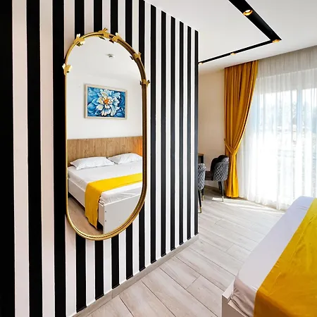 Jata Crown Hotel Tirana